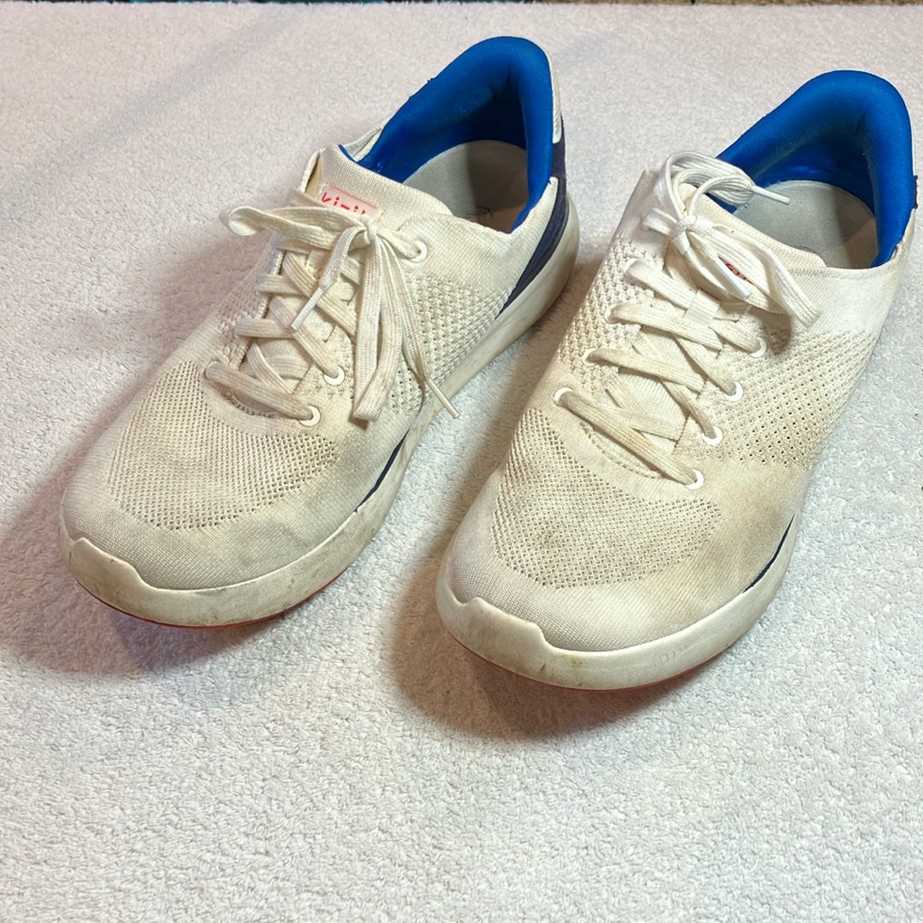 Kizik Sneakers